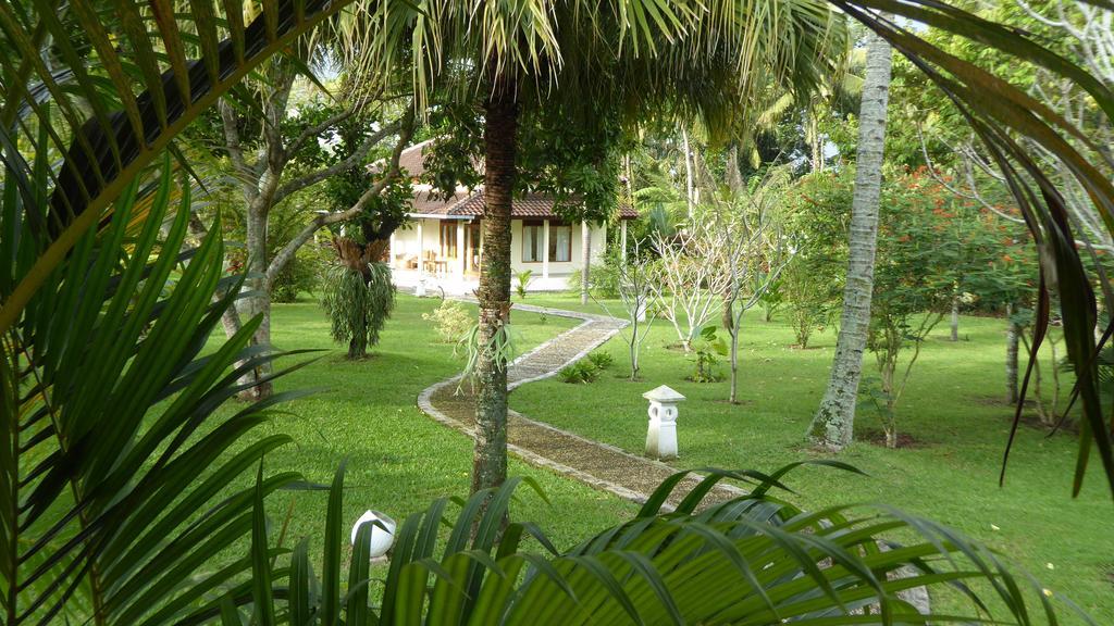 Rumah Kita Villa/Hotel Kalibaru Zewnętrze zdjęcie